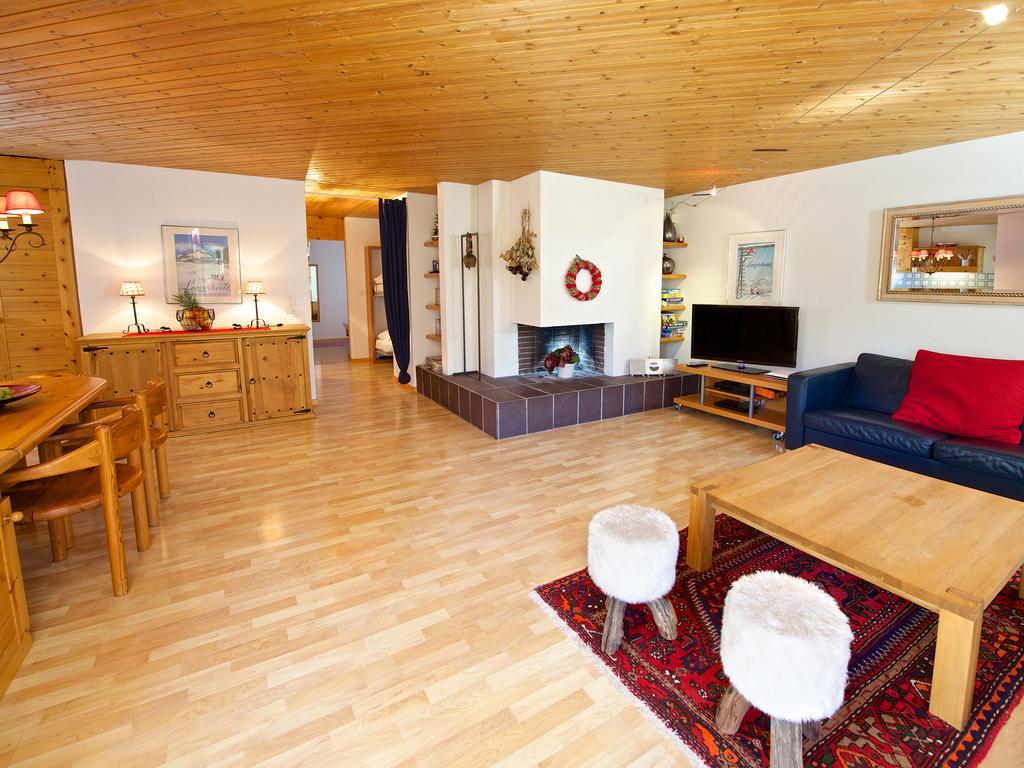 Schweizerhof Ferienwohnungen Lenzerheide 3 Buitenkant foto
